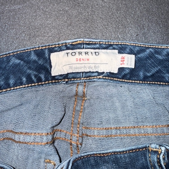 Torrid Jeans - Picture 3 of 3